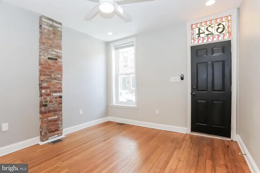 624 S Glover St, Baltimore, MD 21224 - Image #2