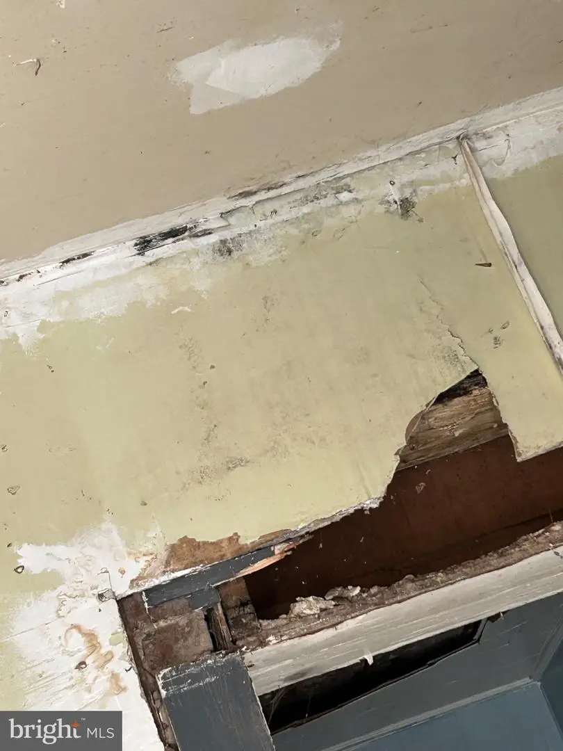 3529 E Fayette St E, Baltimore, MD 21224 - Image #3