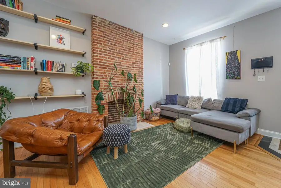 130 N Montford Ave N, Baltimore, MD 21224 - Image #2