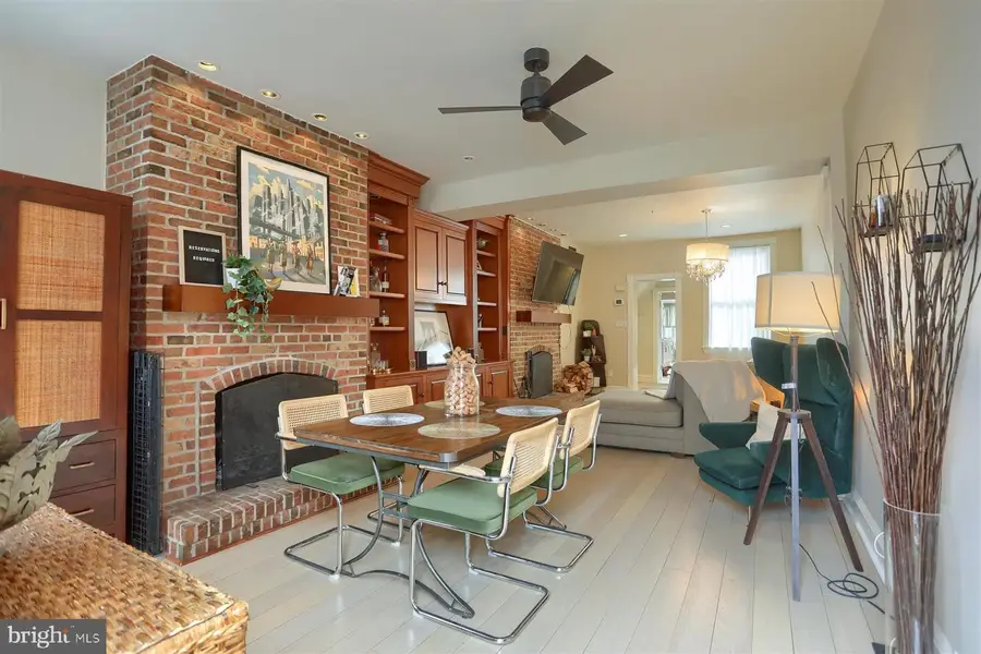 111 Barre St W, Baltimore, MD 21201 - #2