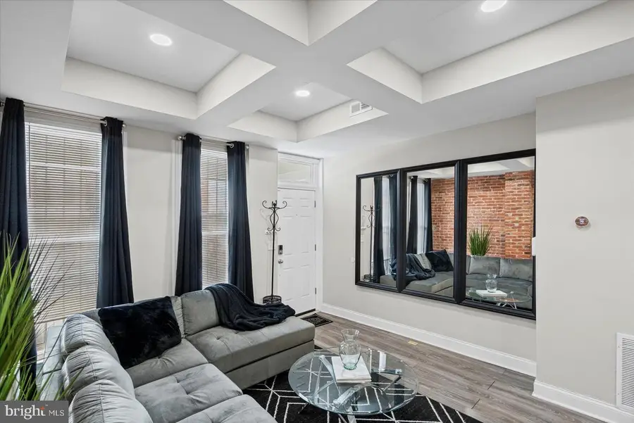 1528 N Ellamont St, Baltimore, MD 21216 - #3