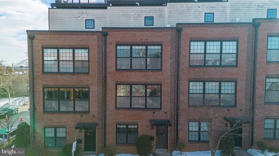 3613 Fleet St, Baltimore, MD 21224 - #2