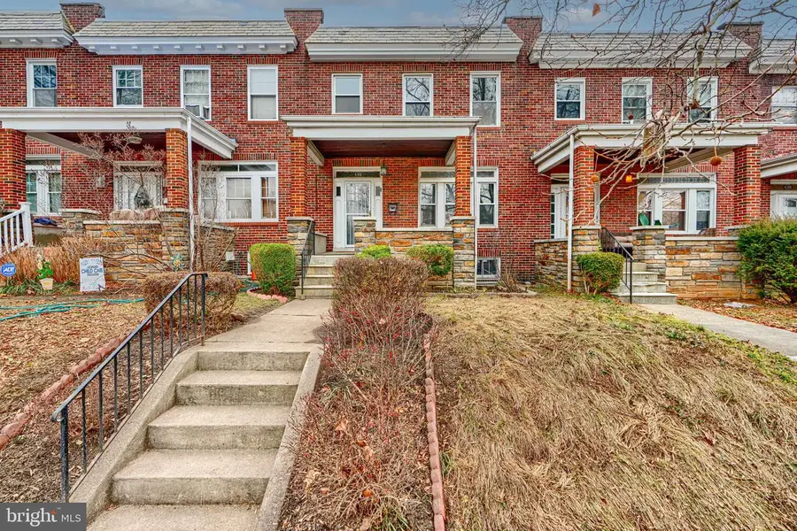 4312 Parkside Dr, Baltimore, MD 21206 - #2