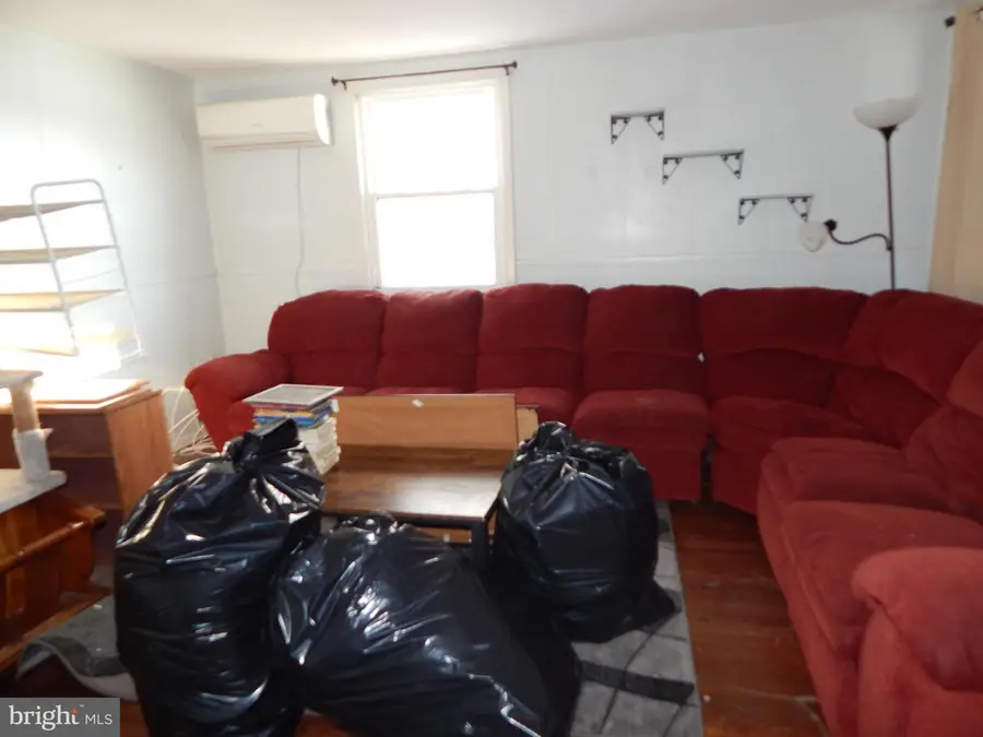 2717 Wegworth Ln, Baltimore, MD 21230 - #2