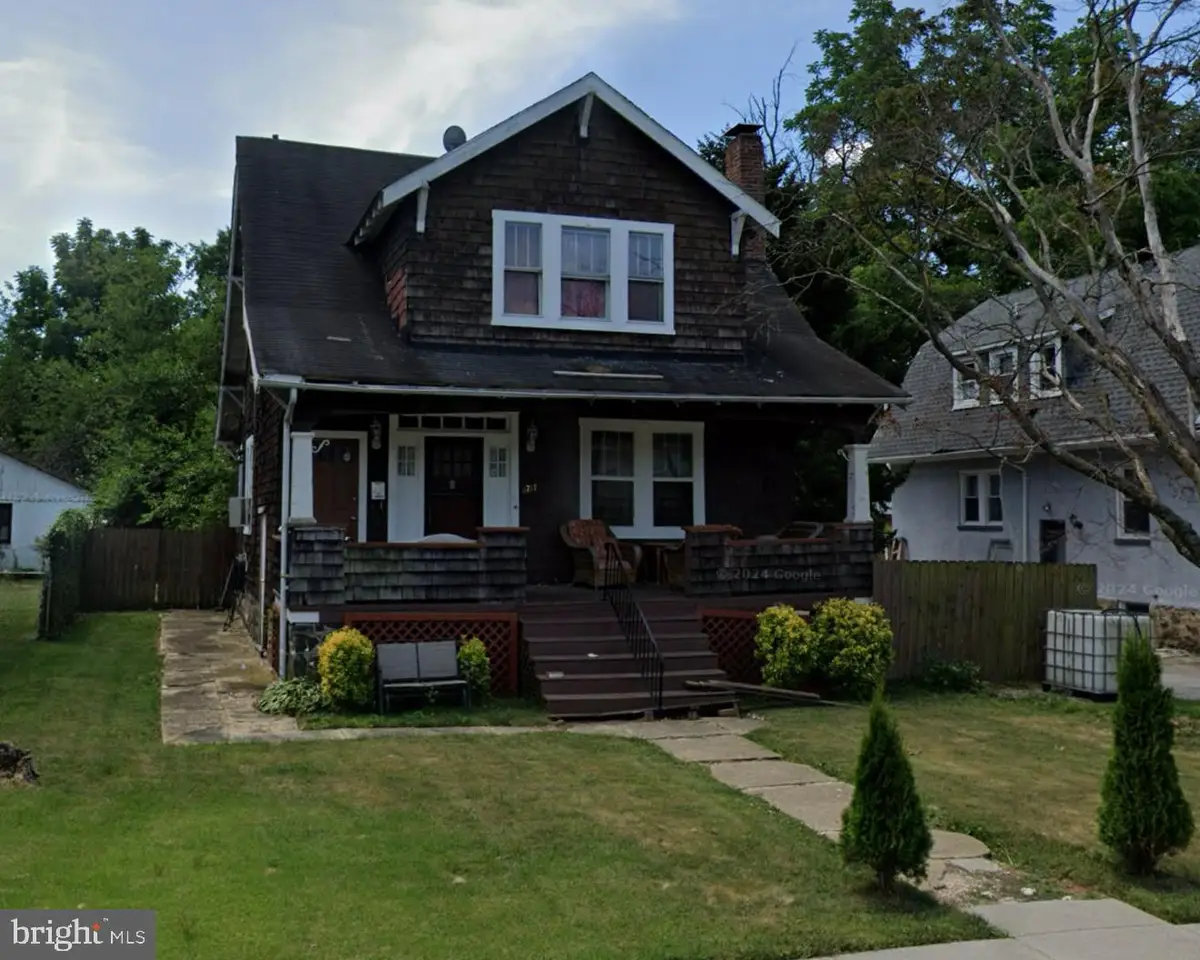 4217 Ridgewood Ave, Baltimore, MD 21215 - #1