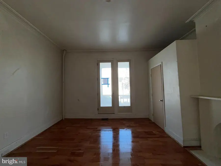 403 E 31st St, Baltimore, MD 21218 - #3