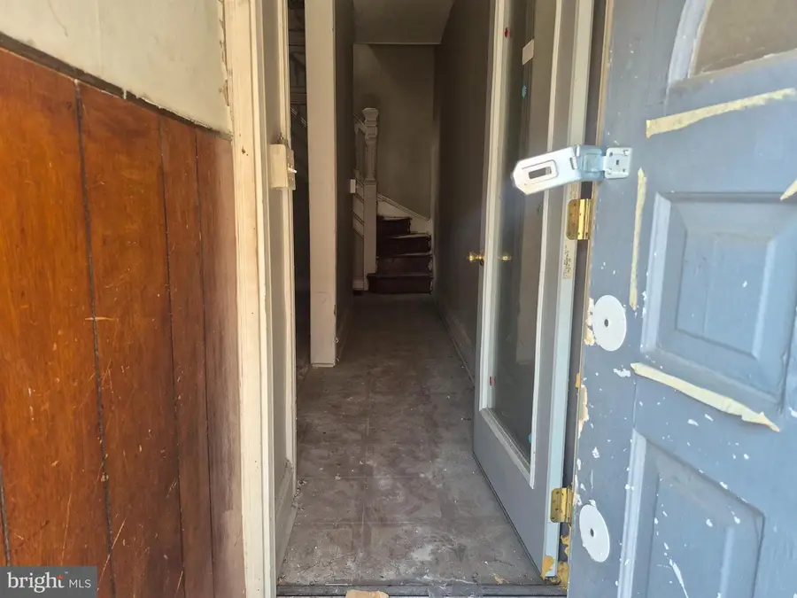 1916 Division St, Baltimore, MD 21217 - #2