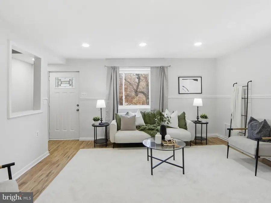 3917 Stokes Dr, Baltimore, MD 21229 - #2