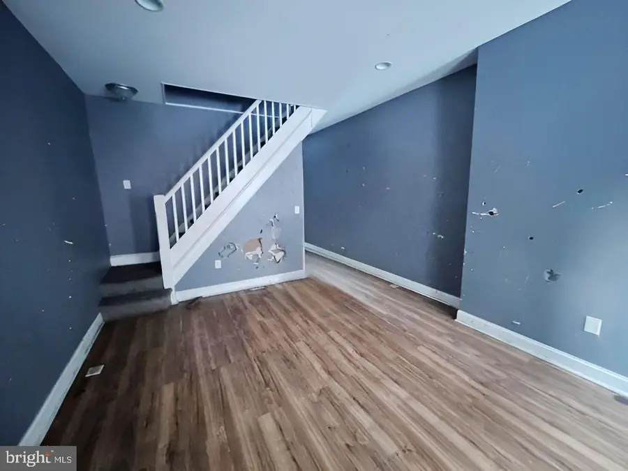 207 S Pulaski St, Baltimore, MD 21223 - #3