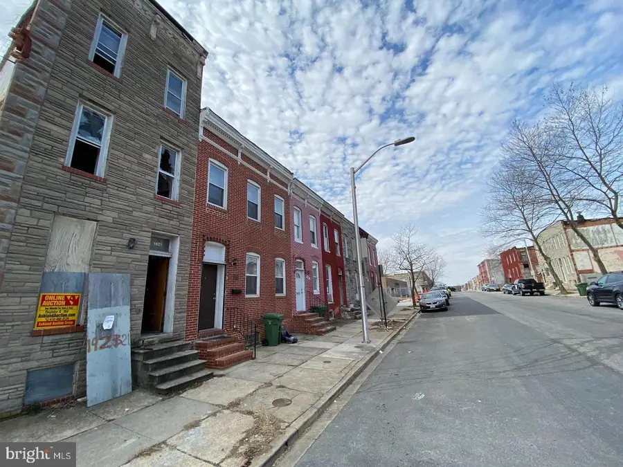 1921 Hollins St, Baltimore, MD 21223 - #2