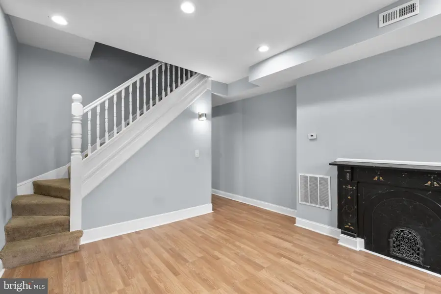 1217 E Oliver St, Baltimore, MD 21202 - #3