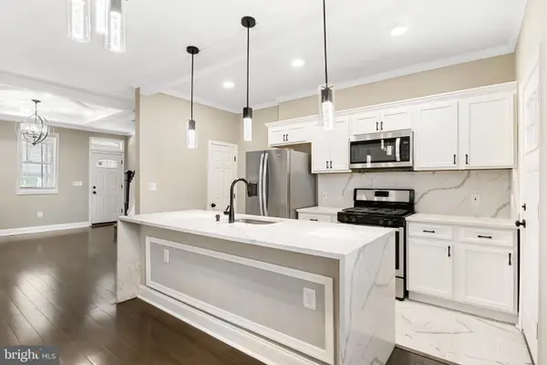 2233 Homewood Ave, BALTIMORE, MD 21218