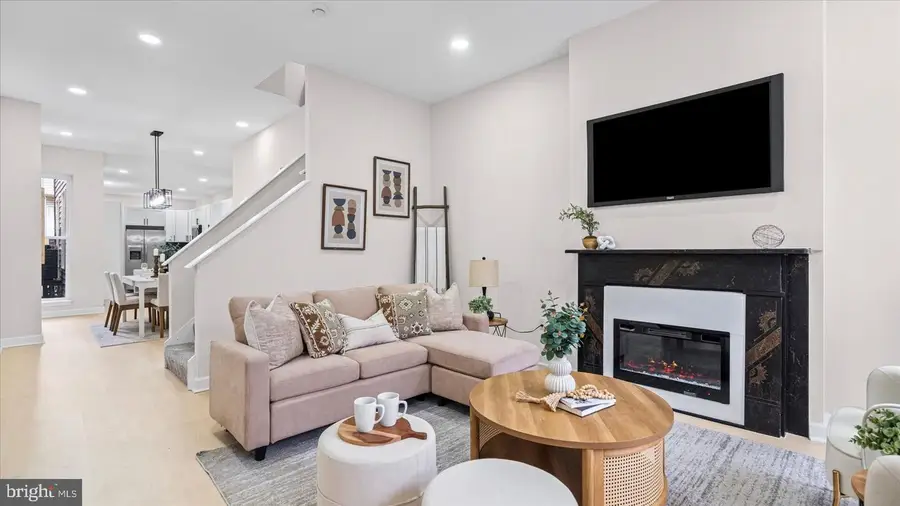 1612 E Biddle St, Baltimore, MD 21213 - #3