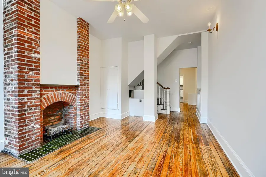 2123 E Fairmount Ave, Baltimore, MD 21231 - #3