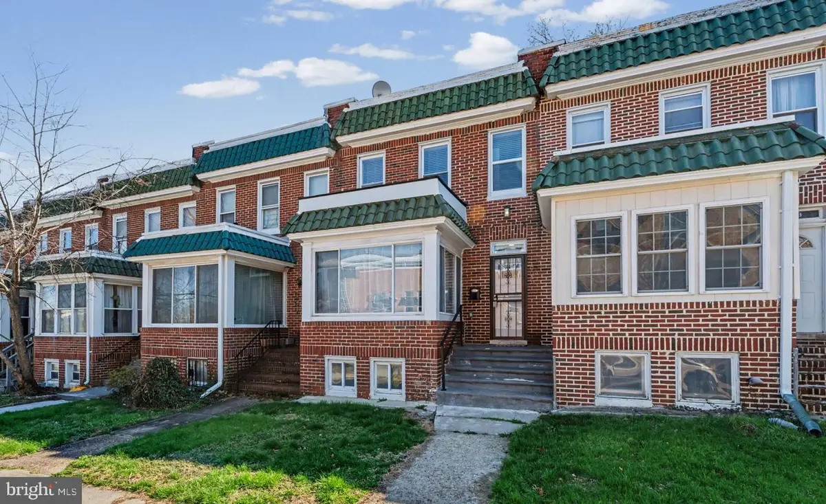 805 E 34th St, Baltimore, MD 21218 - #1