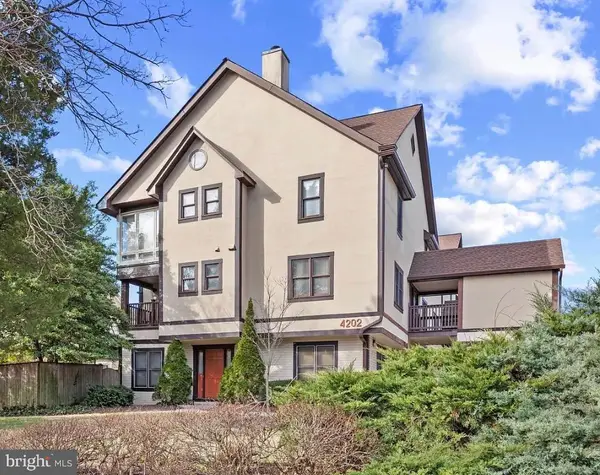 4202 Roland Ave, ROLAND PARK, MD 21210