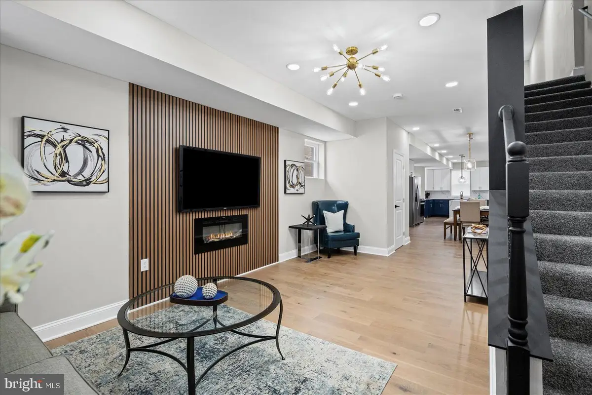 712 E 41st St, Baltimore, MD 21218 - #1