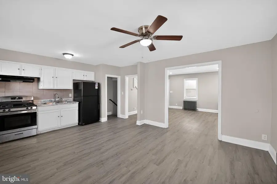 821 Mount Holly St, Baltimore, MD 21229 - #3