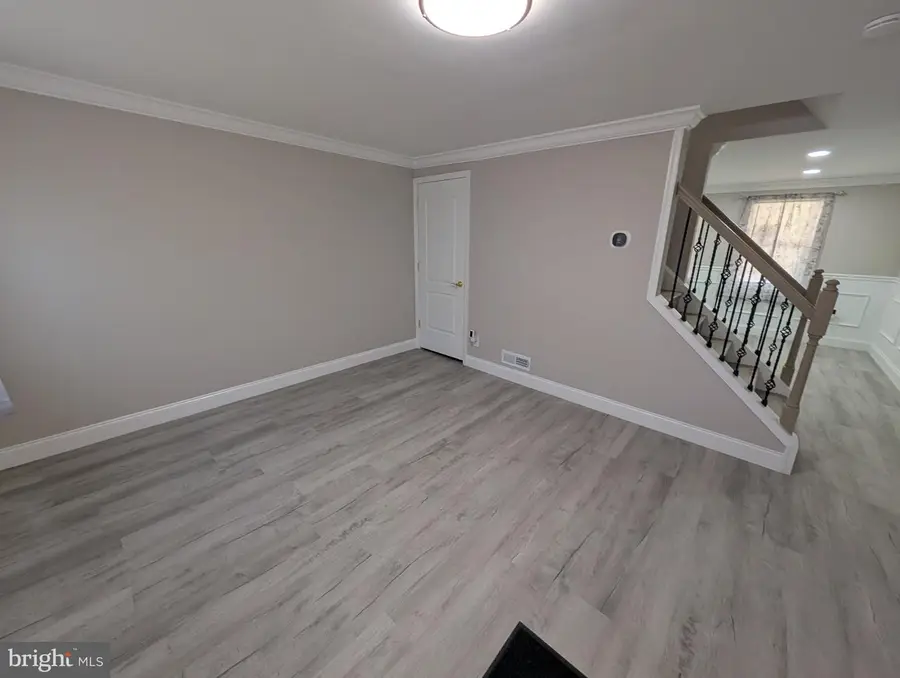 3481 Shannon Dr, Baltimore, MD 21213 - #3