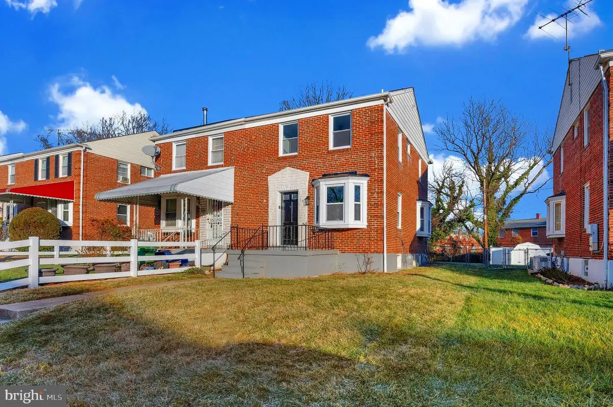 19 Mardrew Rd, Baltimore, MD 21229 - #1