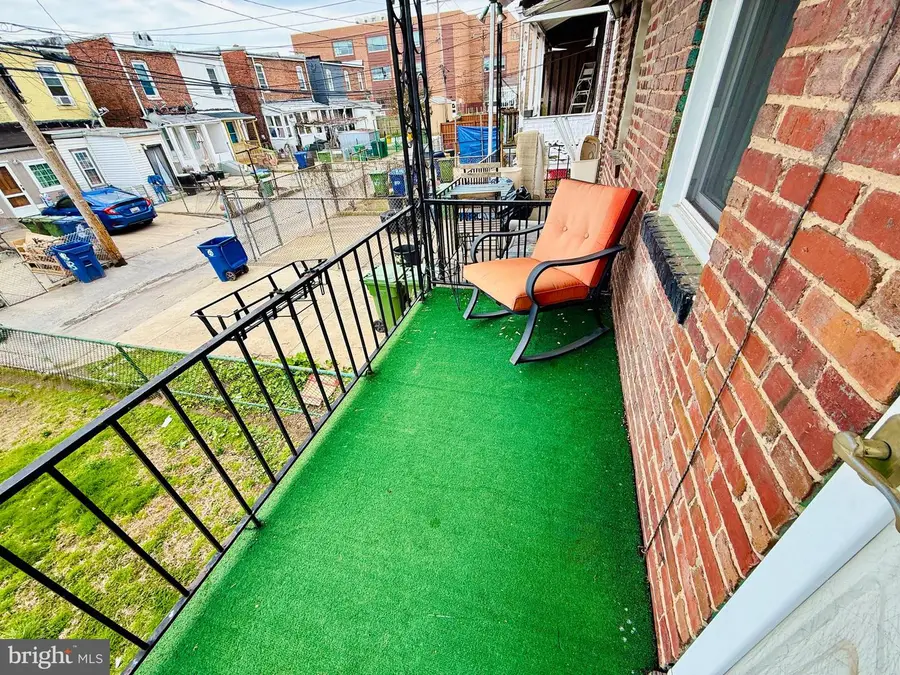 621 Rappolla St, Baltimore, MD 21224 - #3