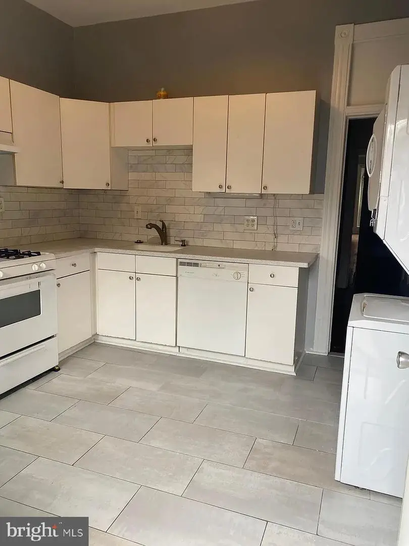 1806 Saint Paul St, Baltimore, MD 21202 - #3