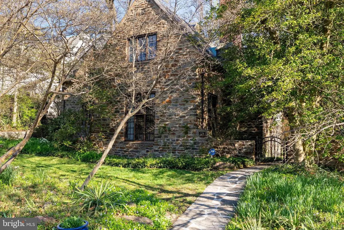 224 Tunbridge Rd, Baltimore, MD 21212 - #1