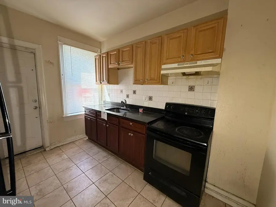 406 N Edgewood St N, Baltimore, MD 21229 - #3