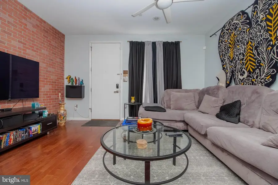428 E Oliver St, Baltimore, MD 21202 - #3