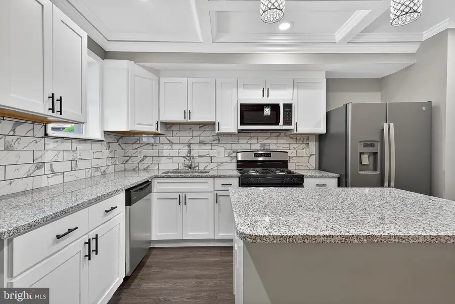 320 Pulaski St, Baltimore, MD 21223 - #2