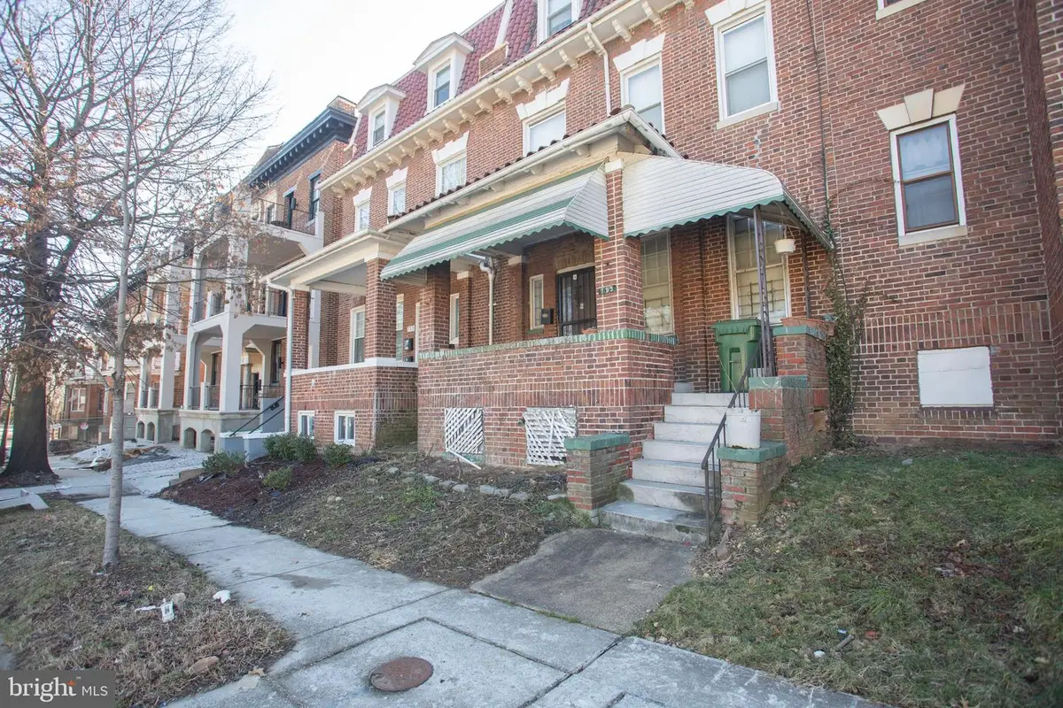 715 Druid Park Lake Dr, Baltimore, MD 21217 - #1