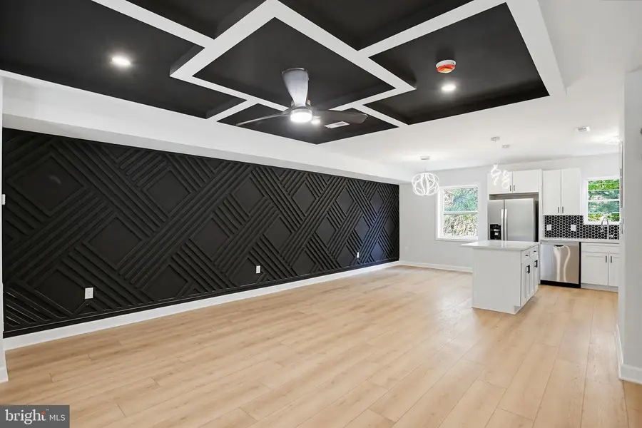 4102 The Alameda, Baltimore, MD 21218 - #2