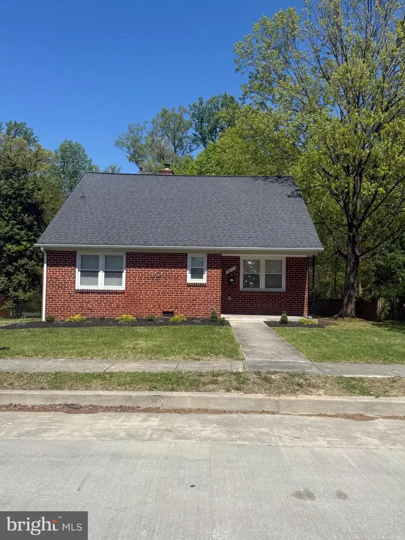 821 Nottingham Rd, Baltimore, MD 21229 - #1