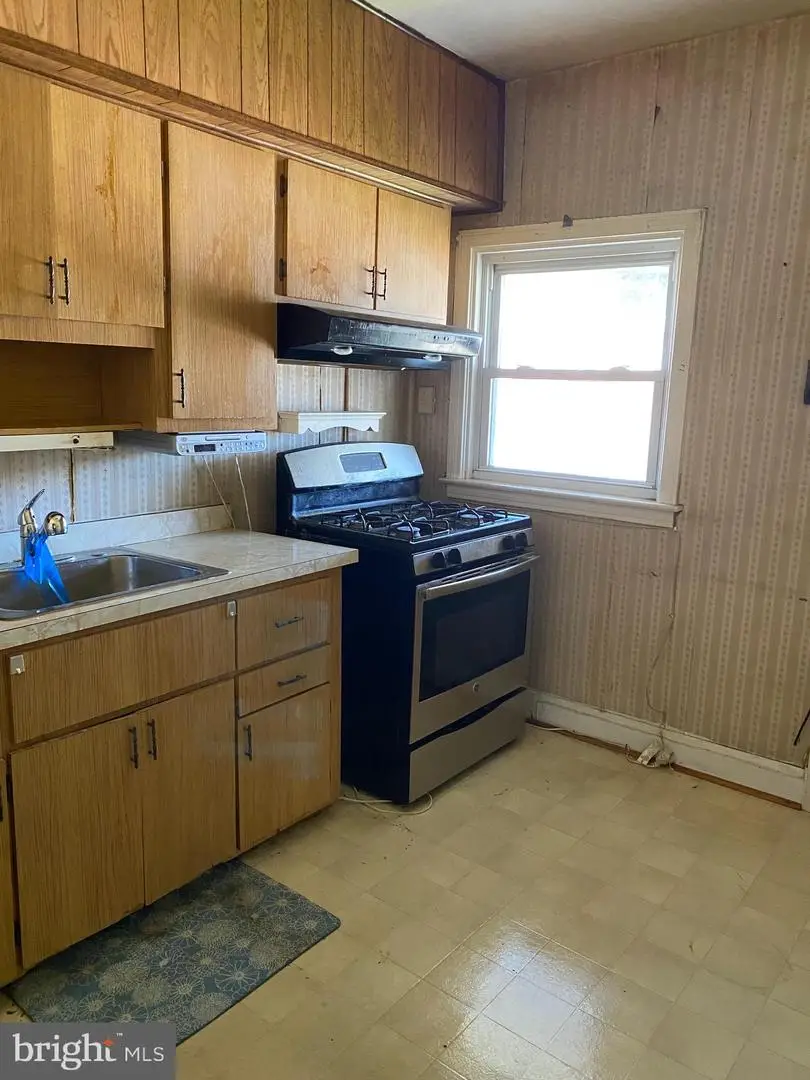 3902 Woodridge Rd, Baltimore, MD 21229 - #3