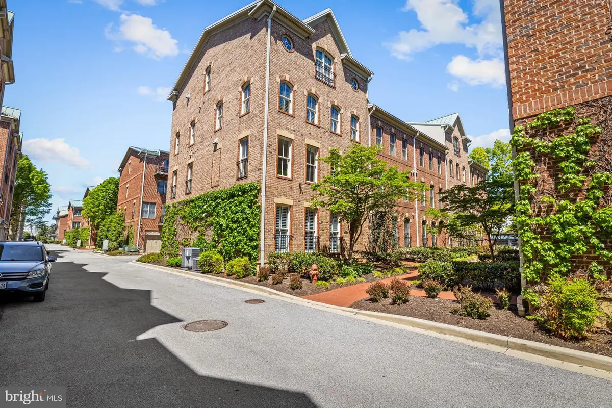 2331 Boston St #1, Baltimore, MD 21224 - #1