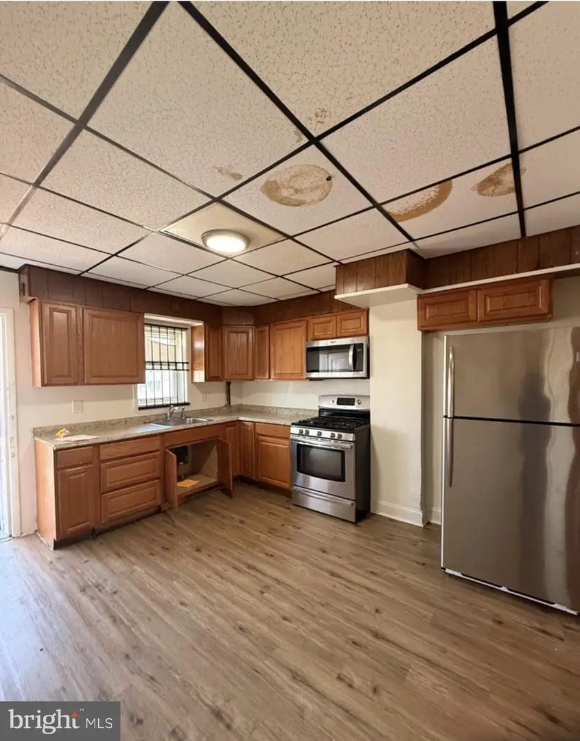 617 N Robinson St, Baltimore, MD 21205 - #3