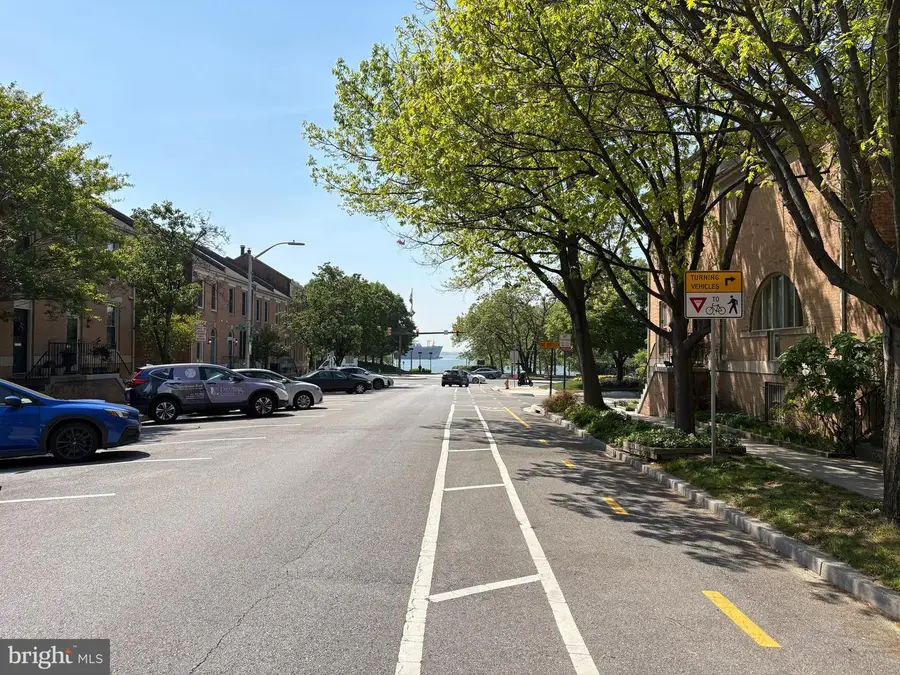 802 S Potomac St, Baltimore, MD 21224 - #2
