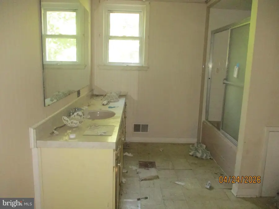 4604 Powell Ave, Baltimore, MD 21206 - #3