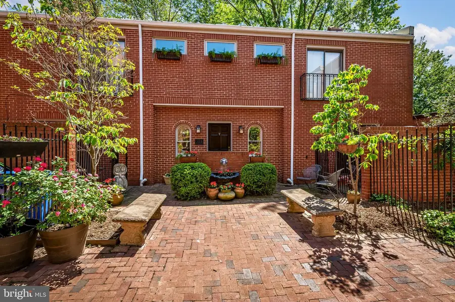 121 W Lee St, Baltimore, MD 21201 - #3