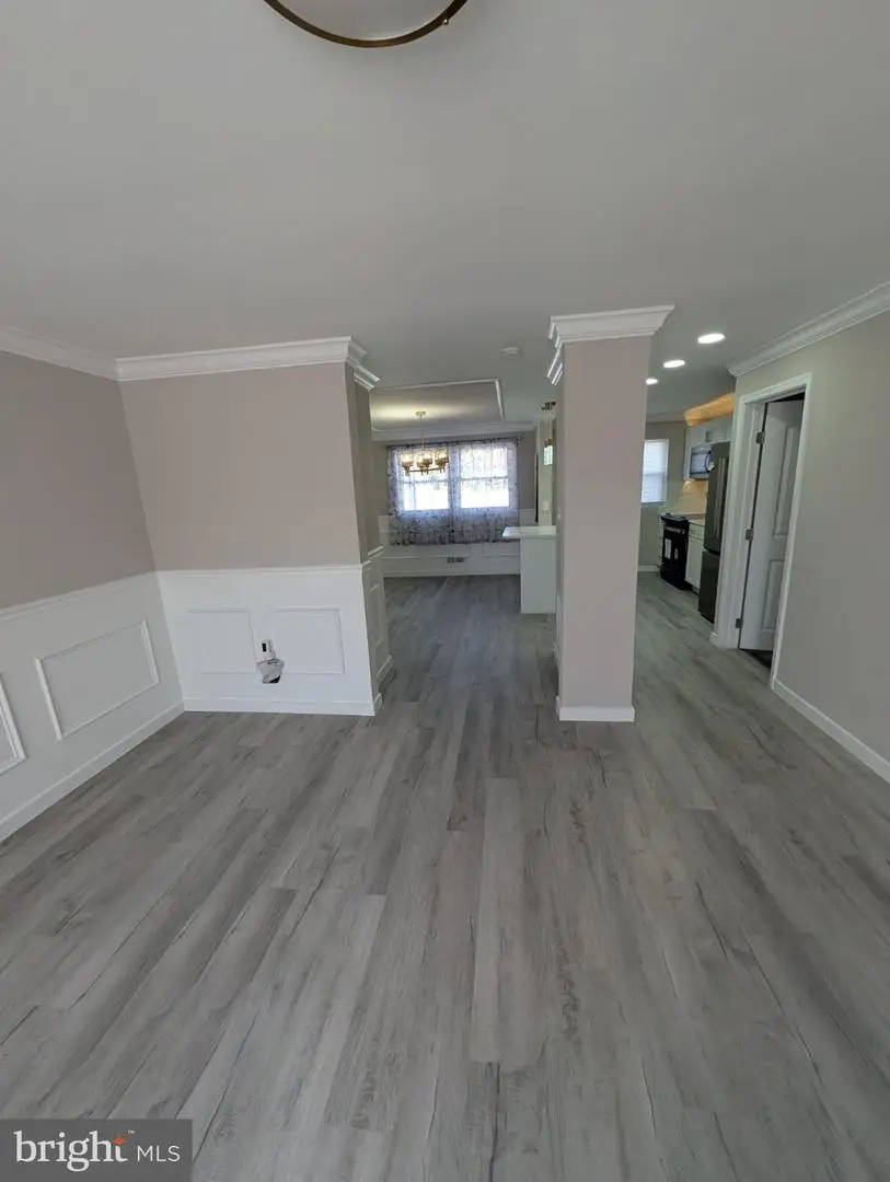 4718 Parkside Dr, Baltimore, MD 21206 - #3