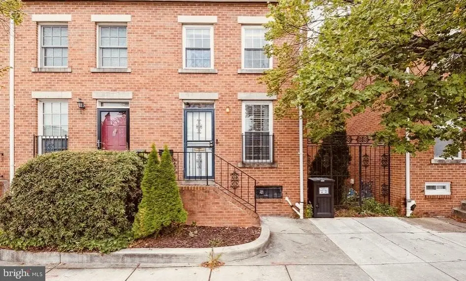 14 N Wolfe St N, Baltimore, MD 21231 - #1