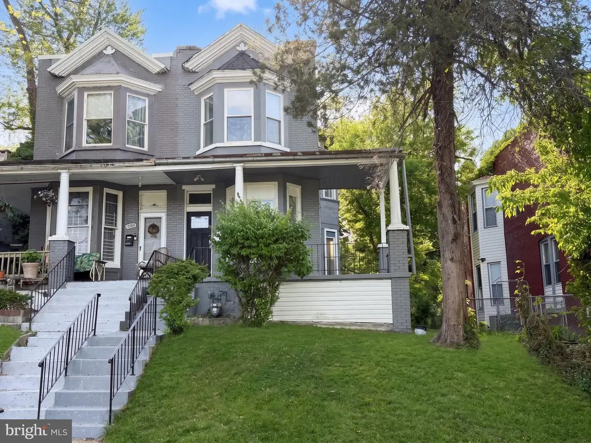 2210 Lyndhurst Ave, Baltimore, MD 21216 - #1