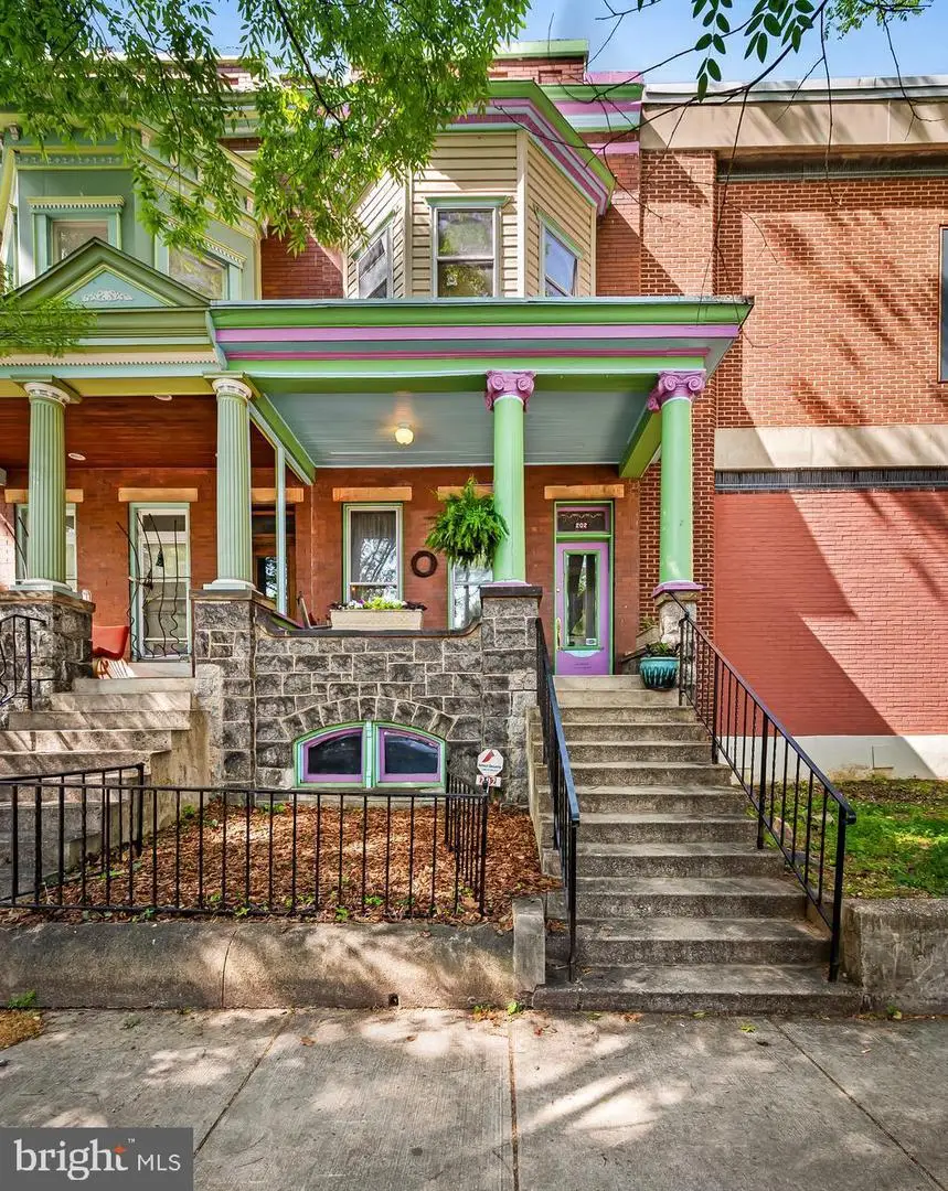 202 E 31st St, Baltimore, MD 21218 - #3