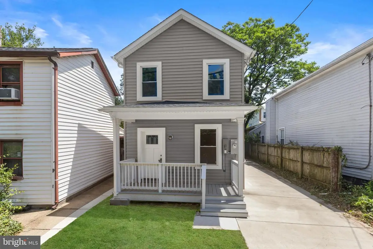 4015 Evans Chapel Rd, Baltimore, MD 21211 - #1