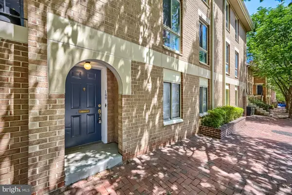 140 W Barre St, BALTIMORE, MD 21201