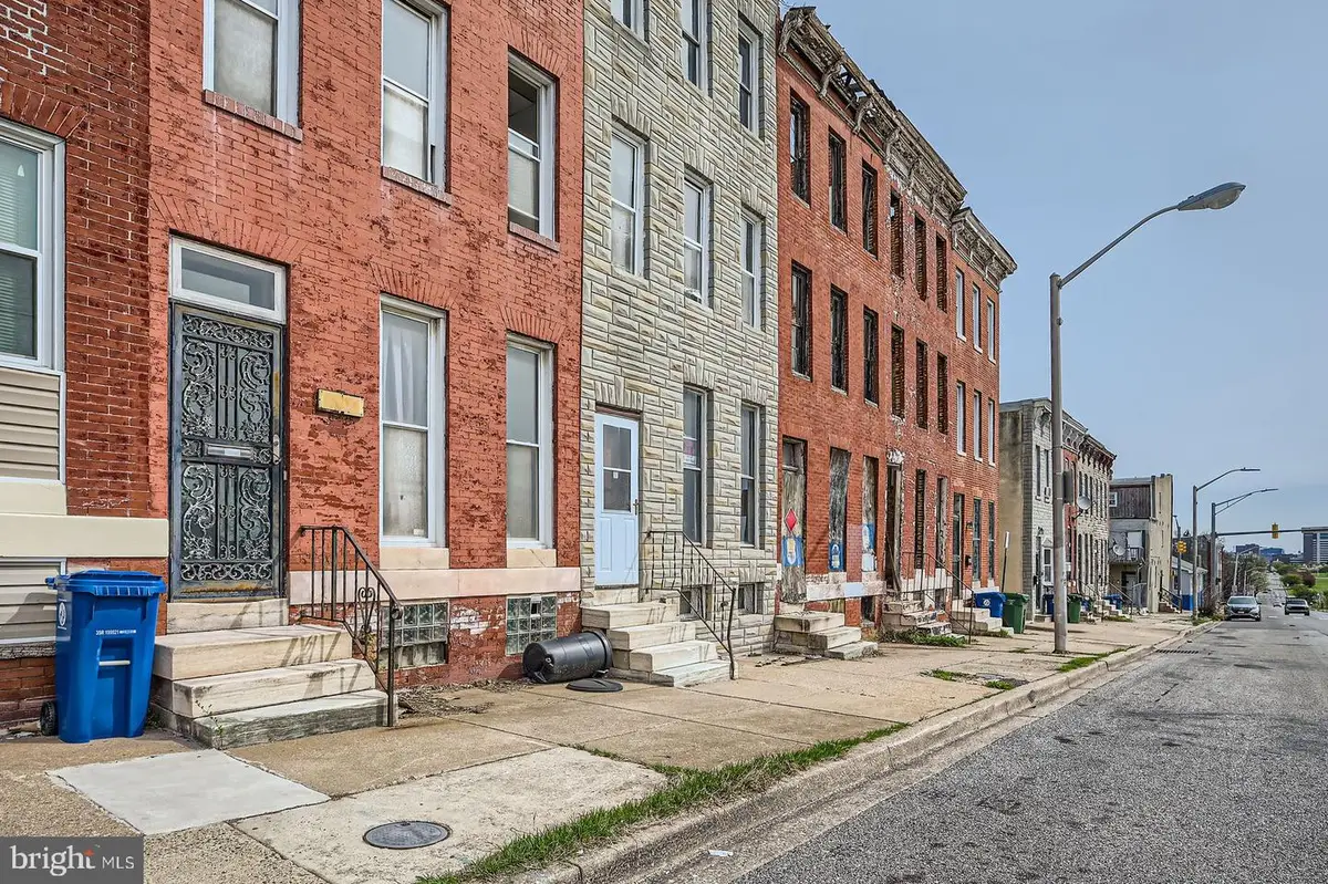 1620 W Franklin St, Baltimore, MD 21223 - #1