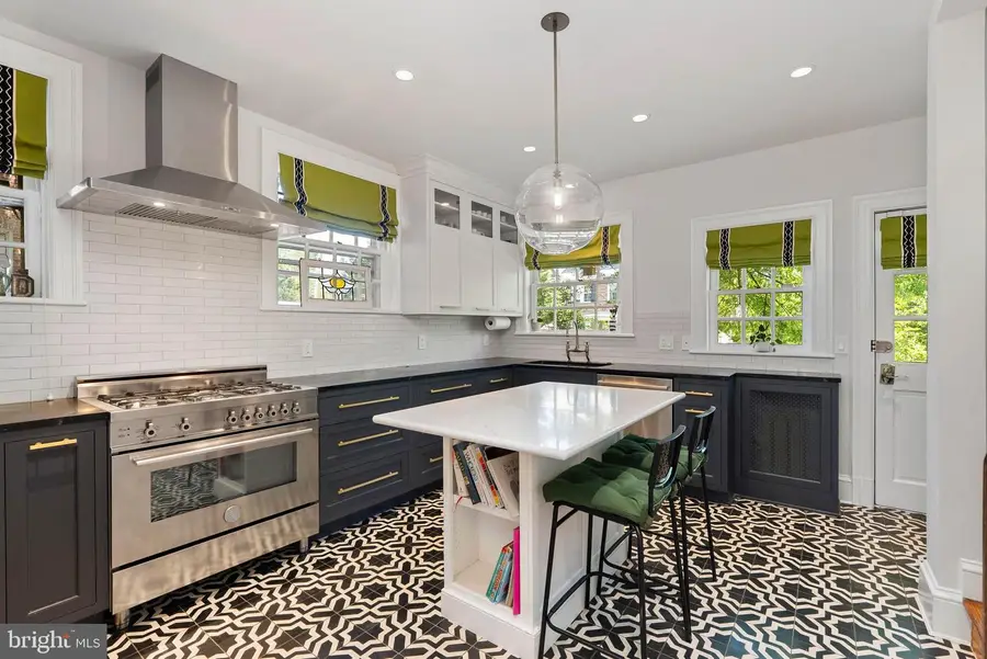 3907 Juniper Rd, Baltimore, MD 21218 - #2
