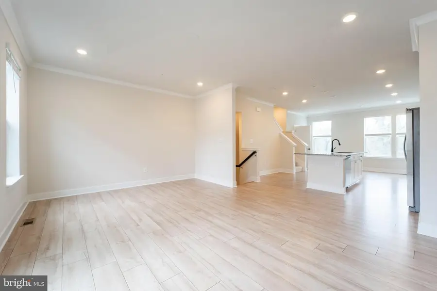 4334 Roland Heights Ave, Baltimore, MD 21211 - #3