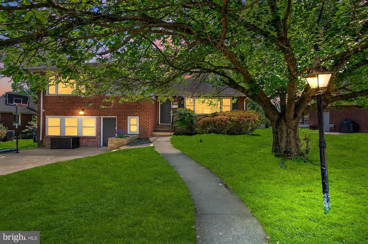 6308 Ivymount Rd, Baltimore, MD 21209 - #1