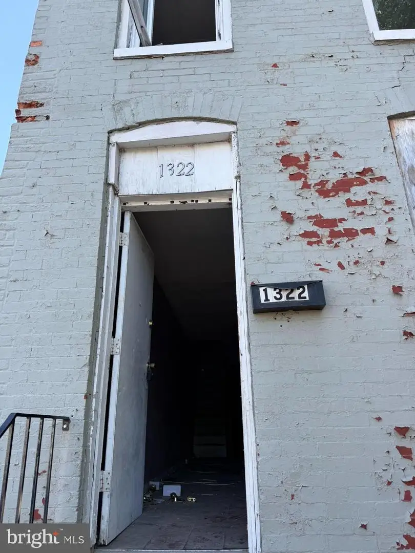 1322 Mchenry St, Baltimore, MD 21223 - #2